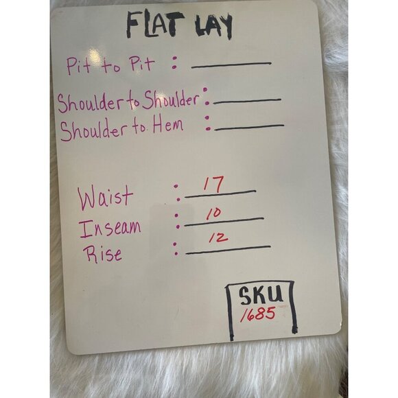 Lululemon Womens Gray Swiftly Tech Running Shorts Size M lightweight Activewear - Picture 5 of 5